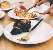 Load image into Gallery viewer, 24pc Cutlery Set - Gold