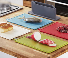 Load image into Gallery viewer, Household plastic cutting board set
